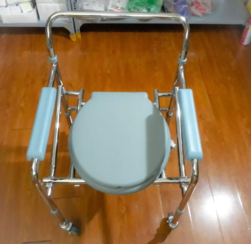 ghe-co-bo-ve-sinh-lucass-g-696-3