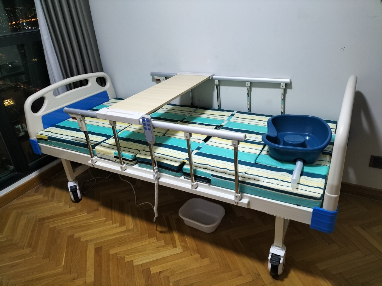 Giường điện lucass