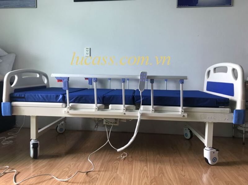 Giường điện Lucass Ninh Bình có bàn ăn lắp đặt linh hoạt, mua ở đâu?