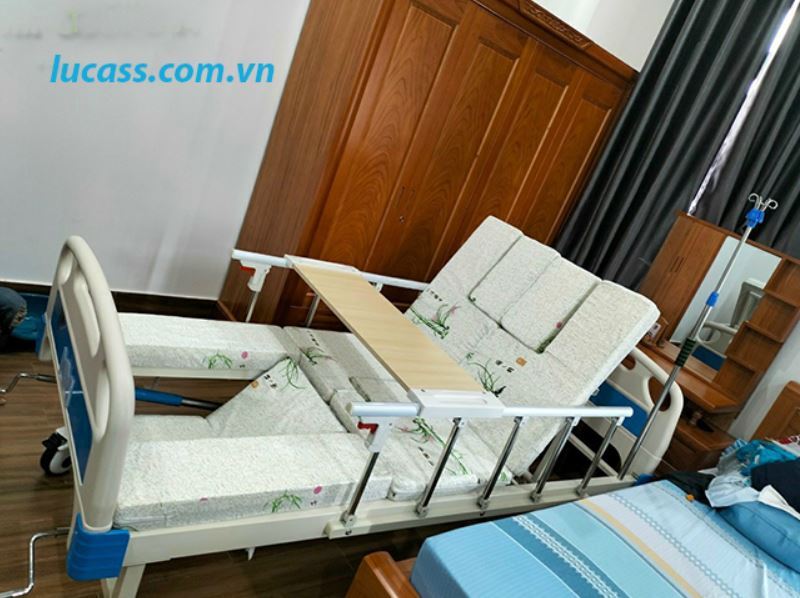 Giường tay quay Lucass Phú Thọ giảm đến 70% giá trị, mua ngay!